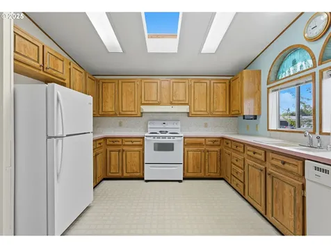 100 SW 195th Avenue Beaverton OR 97006