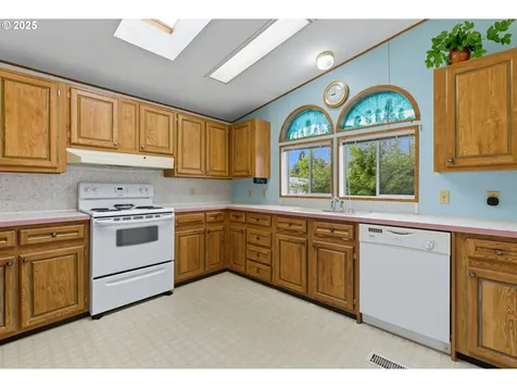 100 SW 195th Avenue Beaverton OR 97006