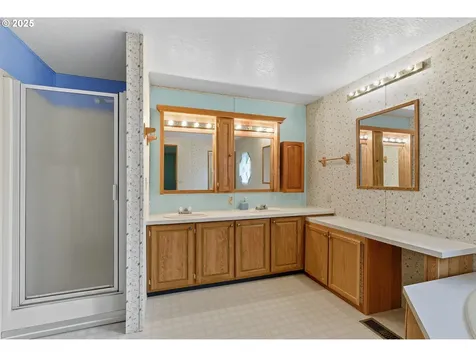 100 SW 195th Avenue Beaverton OR 97006