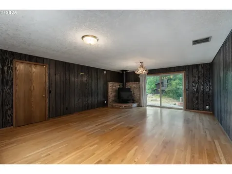 30004 Scappoose Vernonia Highway Scappoose OR 97056