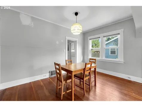 5230 NE 33rd Avenue Portland OR 97211