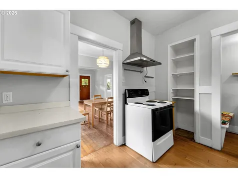 5230 NE 33rd Avenue Portland OR 97211