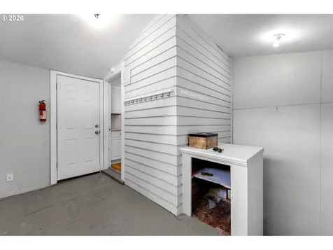 5230 NE 33rd Avenue Portland OR 97211