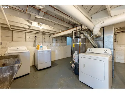 5230 NE 33rd Avenue Portland OR 97211