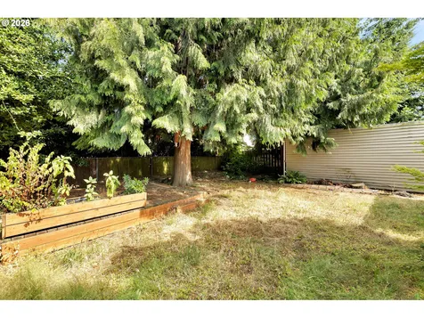 5230 NE 33rd Avenue Portland OR 97211