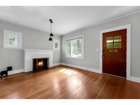 5230 NE 33rd Avenue Portland OR 97211