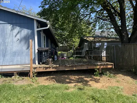 414 NW 5th Street Willamina OR 97396