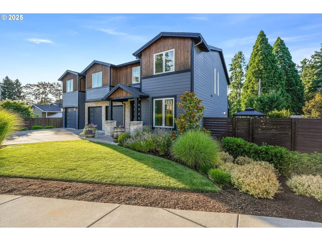 13585 SW Whitworth Court Beaverton OR 97005