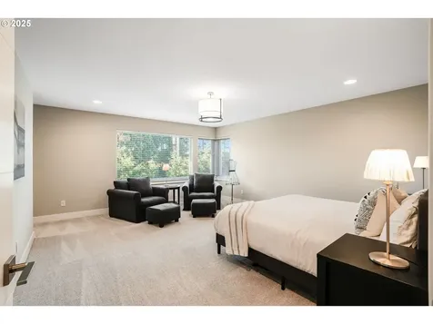 13585 SW Whitworth Court Beaverton OR 97005
