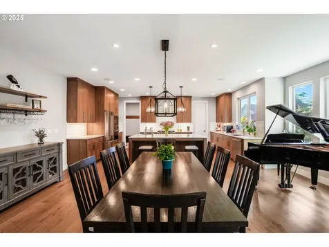 13585 SW Whitworth Court Beaverton OR 97005