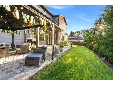 13585 SW Whitworth Court Beaverton OR 97005