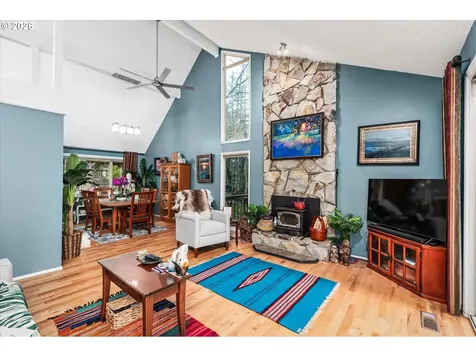 2842 Greentree Way Eugene OR 97405
