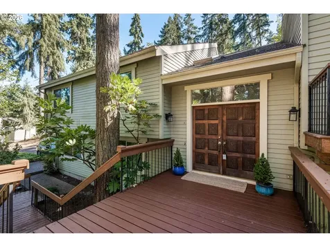 2842 Greentree Way Eugene OR 97405
