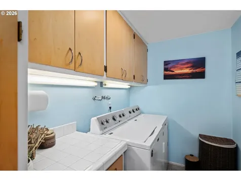 2842 Greentree Way Eugene OR 97405