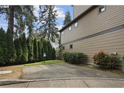 11302 SW Hallmark Terrace Tigard OR 97223