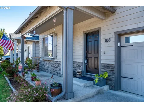 188 Sumac Court Junction City OR 97448