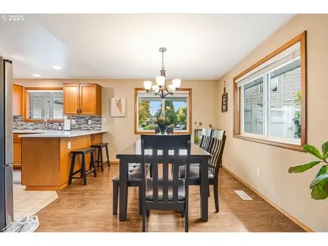 8008 NE 151st Court Vancouver WA 98682