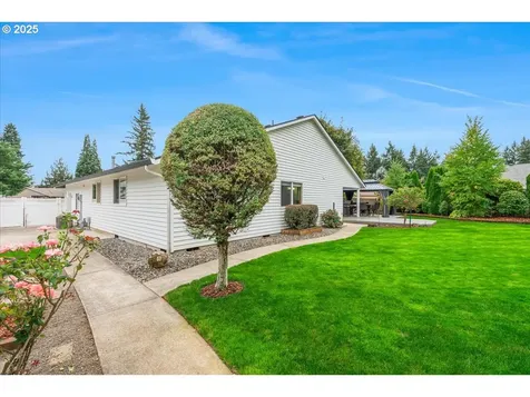 8008 NE 151st Court Vancouver WA 98682