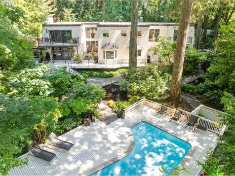 2917 Westview Circle Lake Oswego OR 97034
