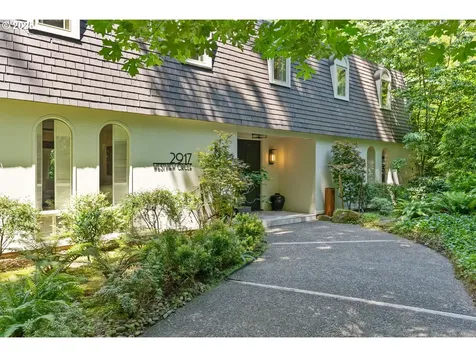 2917 Westview Circle Lake Oswego OR 97034