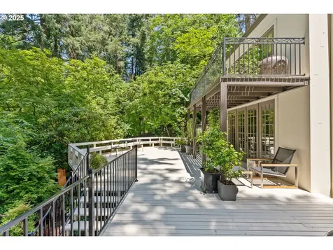 2917 Westview Circle Lake Oswego OR 97034