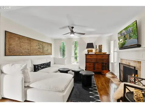 2917 Westview Circle Lake Oswego OR 97034