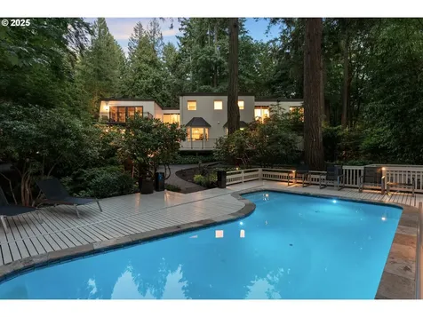 2917 Westview Circle Lake Oswego OR 97034