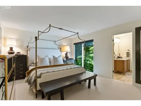 2917 Westview Circle Lake Oswego OR 97034