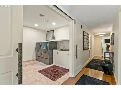 2917 Westview Circle Lake Oswego OR 97034