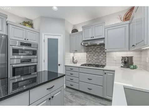 11831 SW Horizon Boulevard Beaverton OR 97007