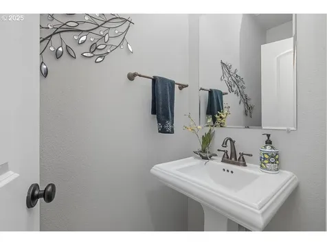 11831 SW Horizon Boulevard Beaverton OR 97007