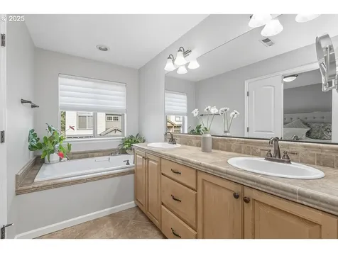 11831 SW Horizon Boulevard Beaverton OR 97007