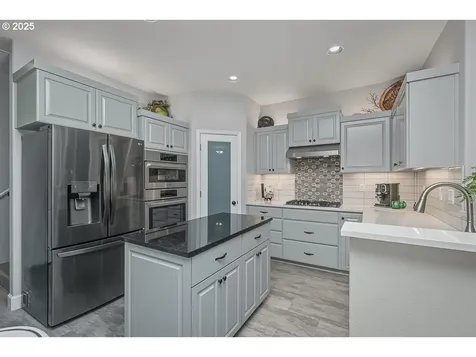 11831 SW Horizon Boulevard Beaverton OR 97007