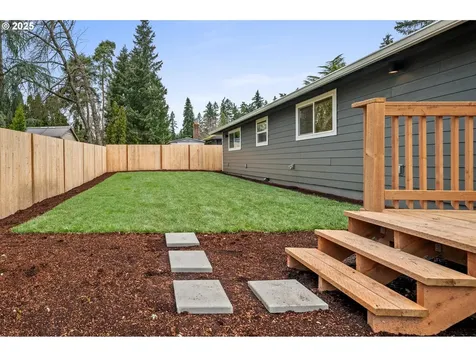 1525 SE 52nd Avenue Hillsboro OR 97123