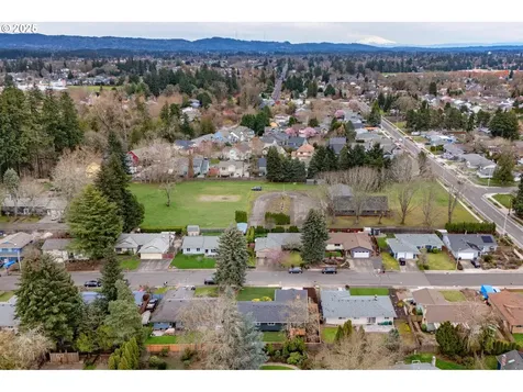 1525 SE 52nd Avenue Hillsboro OR 97123