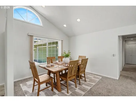 2570 Ptarmigan Street NW Salem OR 97304