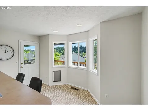2570 Ptarmigan Street NW Salem OR 97304