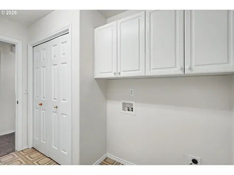 2570 Ptarmigan Street NW Salem OR 97304