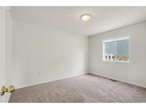 2570 Ptarmigan Street NW Salem OR 97304