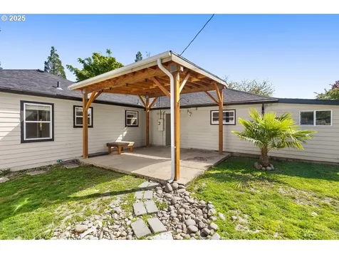 13706 NW Pioneer Road Portland OR 97229