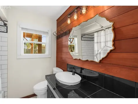 13706 NW Pioneer Road Portland OR 97229