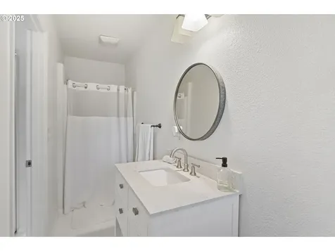 2312 NE 104th Street Vancouver WA 98686
