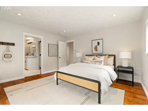 39448 E Knieriem Road Corbett OR 97019