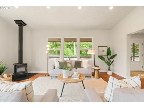 39448 E Knieriem Road Corbett OR 97019