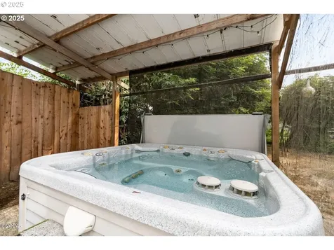 4305 Brickyard Road Tillamook OR 97141