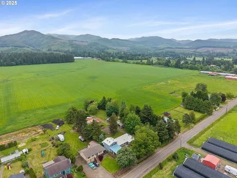 4305 Brickyard Road Tillamook OR 97141