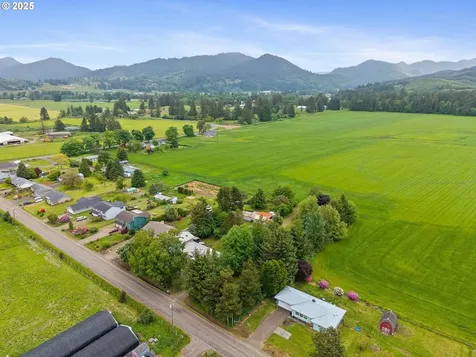 4305 Brickyard Road Tillamook OR 97141