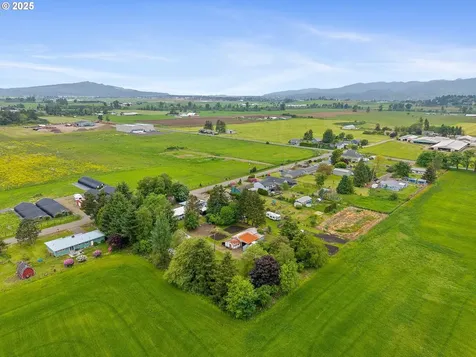 4305 Brickyard Road Tillamook OR 97141