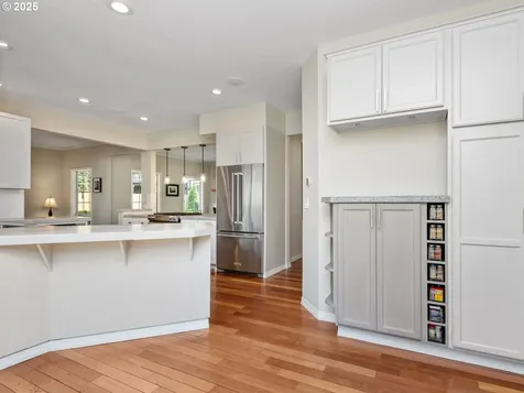 17488 Mardee Avenue Lake Oswego OR 97035