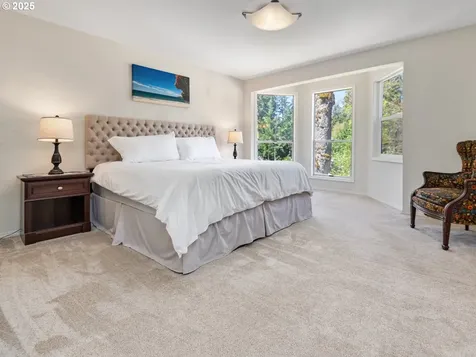17488 Mardee Avenue Lake Oswego OR 97035